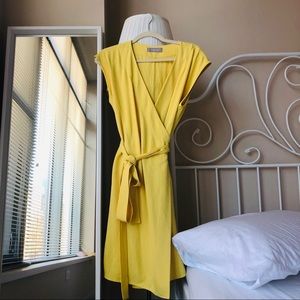 Everlane Japanese GoWeave wrap dress Yellow size6